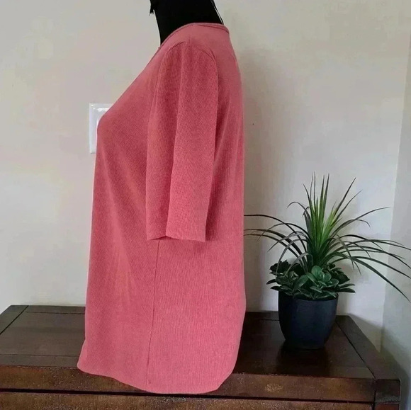 Mondetta Ribbed Short Sleeved Henley Large Scoop Neck Top Womens Salmon Pink - Picture 5 of 10
